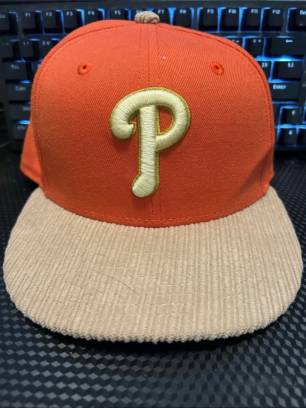 New Era Philadelphia Phillies Autumn Wheat 950 Snapback Corduroy